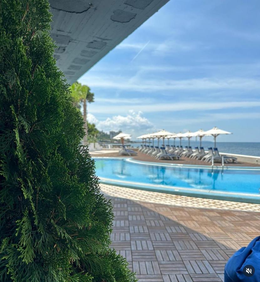 Sea&Sun&Sand Luxury Apartment In Durres Exterior photo